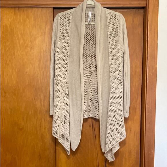 Leo & Nicole Tan Crochet Knit Cardigan - Petite Medium - NWT Orig. $58 - Picture 1 of 10